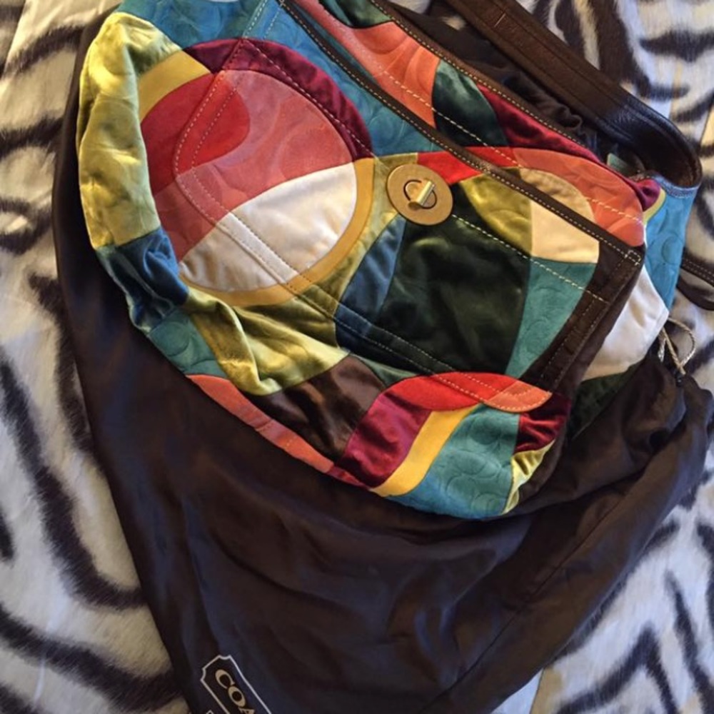 Coach Suede large bag. New!